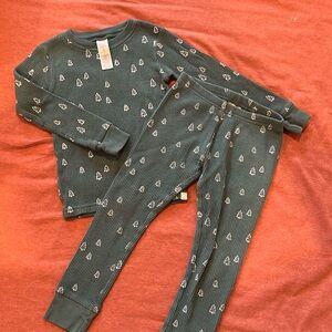 Little Planet by Carters Christmas/winter pajamas size 4T/4A